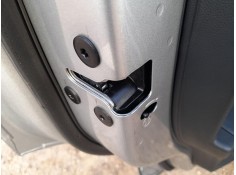 Recambio de cerradura puerta trasera izquierda para mg zs suv (azs1) 1.0 t-gdi referencia OEM IAM 10845782  