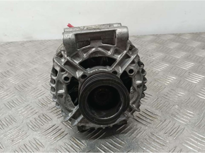 Recambio de alternador para renault laguna (b56) 1.8 16v rt referencia OEM IAM 7700421477 0124415007 BOSCH POLEA TOCADA
