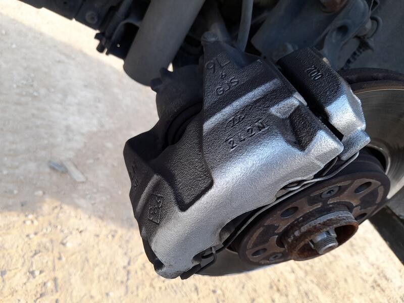 Recambio de pinza freno delantera izquierda para renault megane iii grandtour (kz0/1) 1.5 dci (kz1m, kz1w, kz0r) referencia OEM 