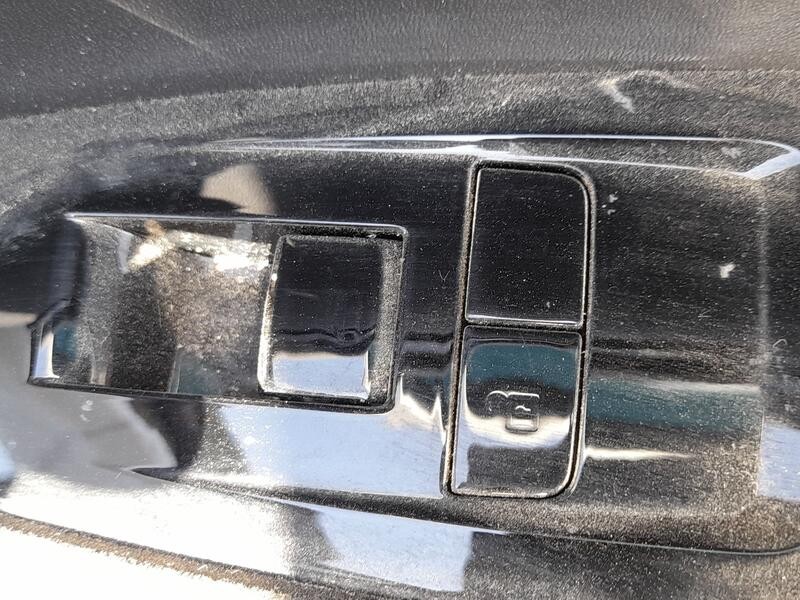 Recambio de mando elevalunas trasero derecho para maserati grecale modena mild hybrid q4 referencia OEM IAM   