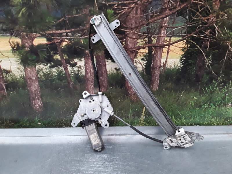 Recambio de elevalunas delantero derecho para nissan almera (n15) lx referencia OEM IAM 807300M007 2 PINS 
