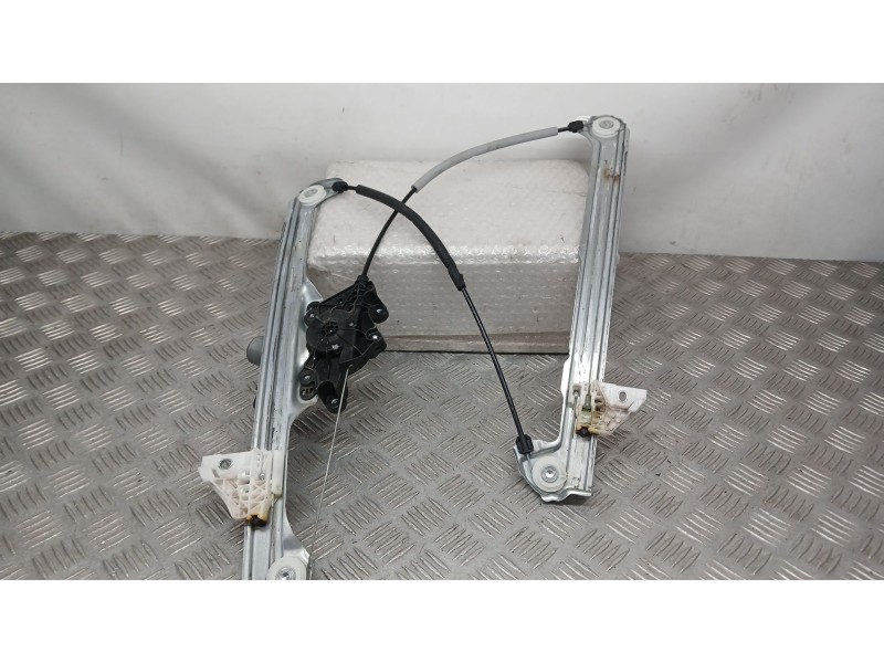 Recambio de elevalunas delantero izquierdo para mazda cx-30 (dm) skyactiv-x m hybrid referencia OEM IAM DFR559590A electrico 2 p