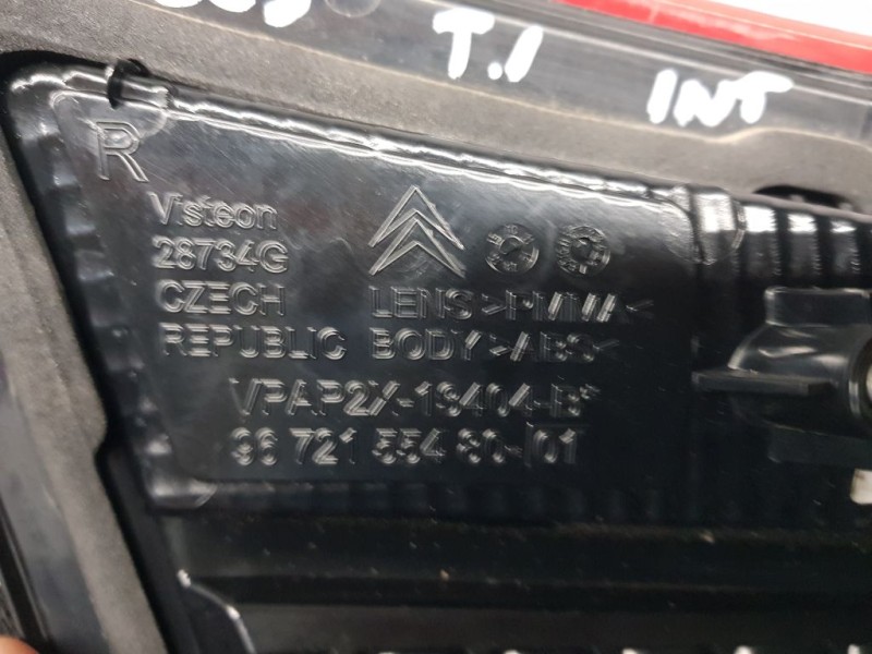 Recambio de piloto trasero derecho para citroën c4 lim. white attraction referencia OEM IAM 9672155480  INTERIOR