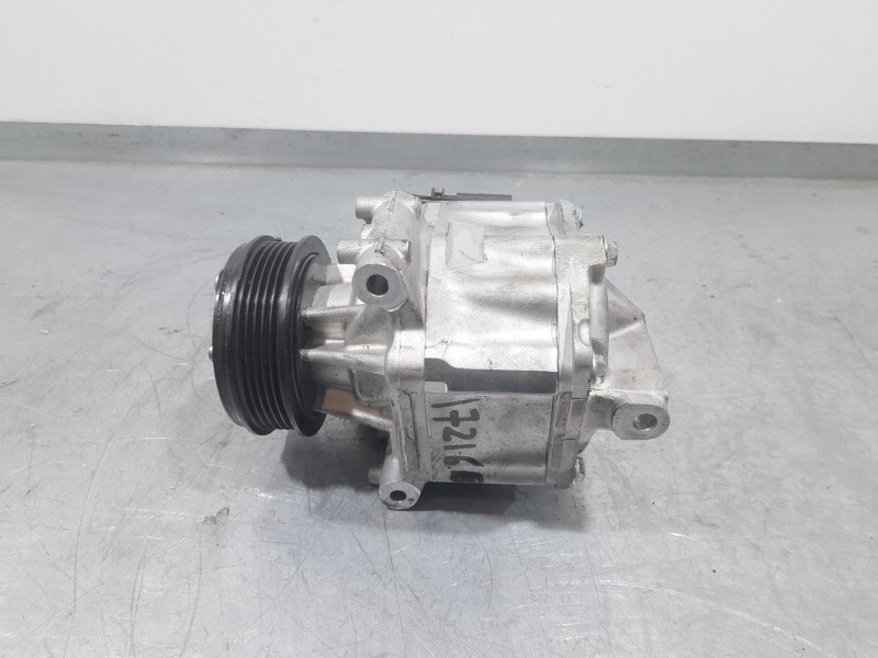 Recambio de compresor aire acondicionado para mg zs suv (azs1) 1.0 t-gdi referencia OEM IAM 10723614 SANDEN STR08152