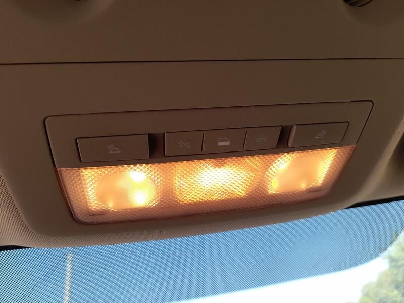 Recambio de luz interior para opel meriva b monospace (s10) 1.4 (75) referencia OEM IAM 92219242  