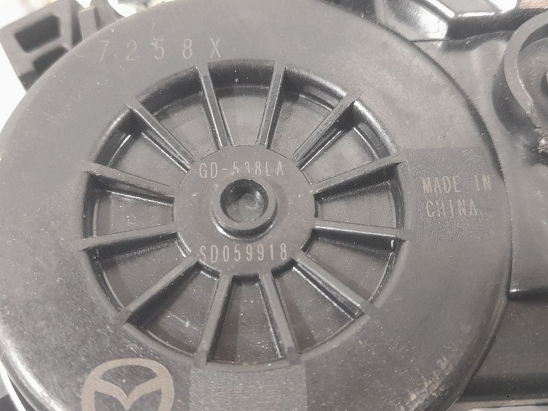 Recambio de elevalunas trasero derecho para mazda cx-30 (dm) skyactiv-x m hybrid referencia OEM IAM GD538LA  