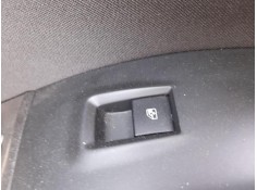 MANDO ELEVALUNAS DELANTERO DERECHO 13301886 