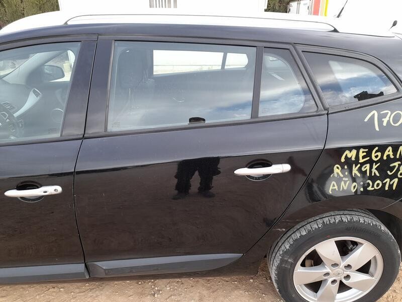 Recambio de puerta trasera izquierda para renault megane iii grandtour (kz0/1) 1.5 dci (kz1m, kz1w, kz0r) referencia OEM IAM 821