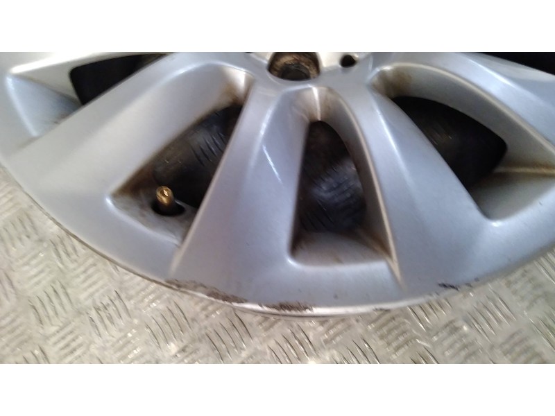 Recambio de llanta para bmw serie 3 berlina (e90) 318d referencia OEM IAM 7X16 5 TORN ET31 ALUMINIO 