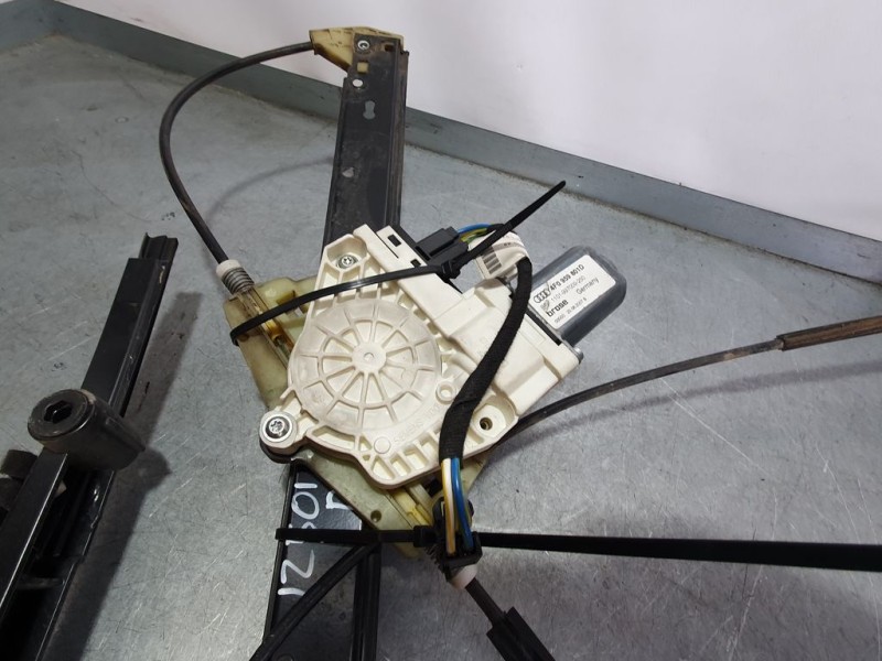 Recambio de elevalunas delantero izquierdo para audi a6 allroad quattro (4fh) 2.7 tdi quattro referencia OEM IAM 4F0837461D 1021