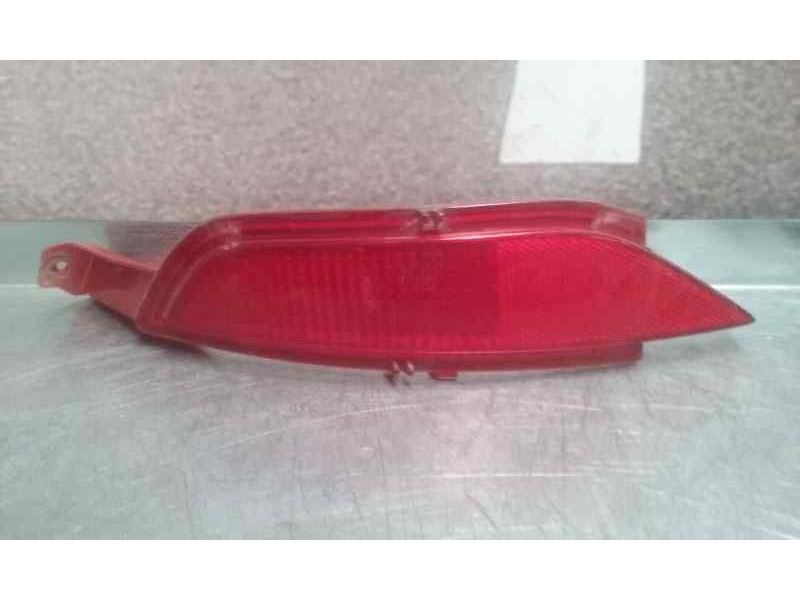 Recambio de reflectante trasero derecho para ford fiesta (ccn) individual referencia OEM IAM 8A6117A849  