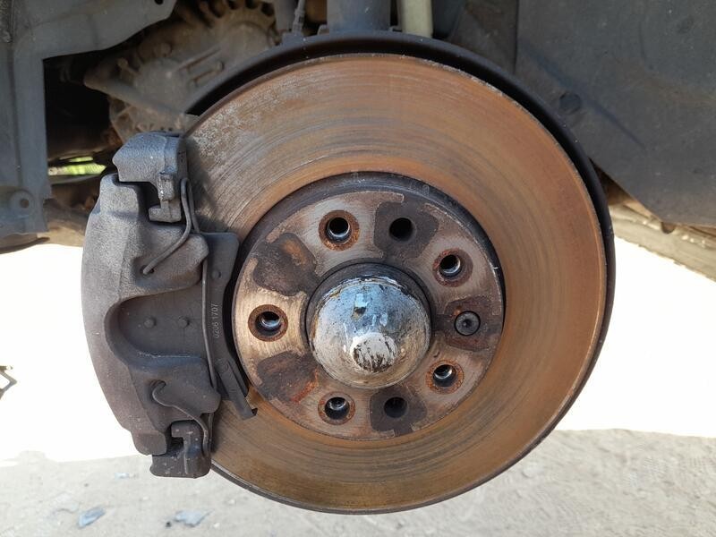 Recambio de mangueta delantera izquierda para opel meriva b monospace (s10) 1.4 (75) referencia OEM IAM 93184611  