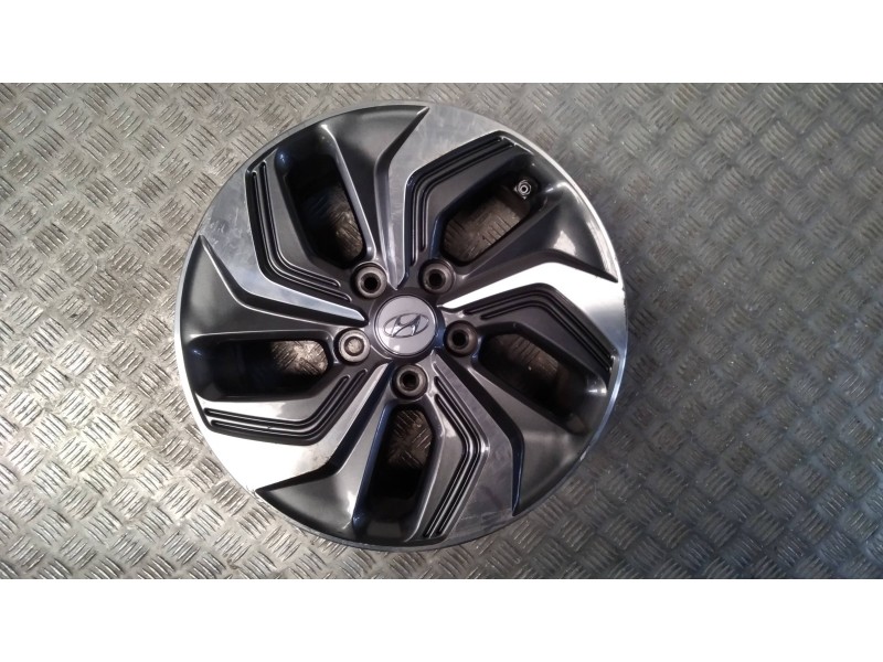 Recambio de llanta para hyundai kona klass hybrid 2wd referencia OEM IAM 6.5X16 5 TORN ET44 ALUMINIO 