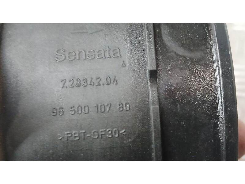 Recambio de caudalimetro para peugeot 207 premium referencia OEM IAM 9650010780 SENSATA 72834204