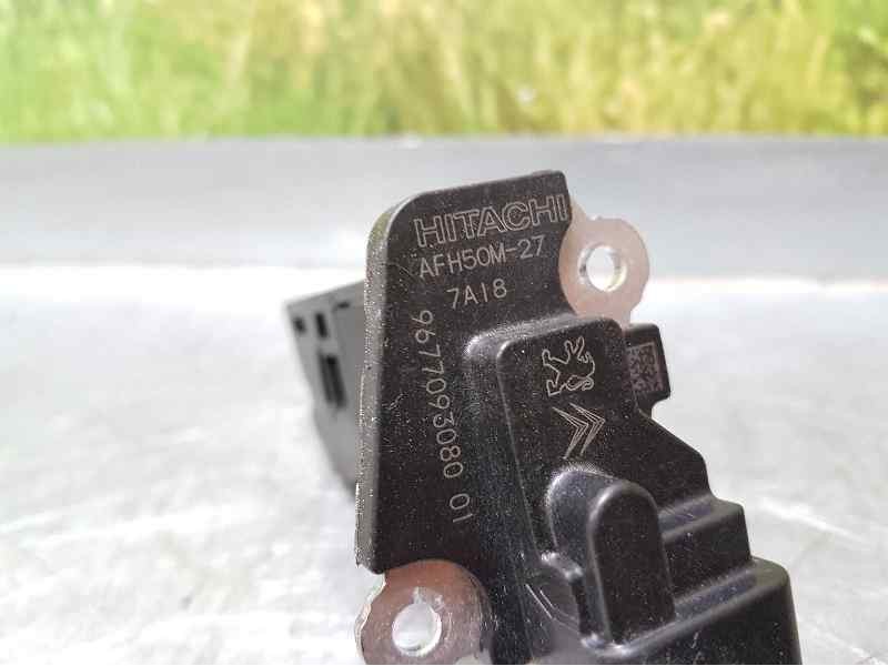 Recambio de caudalimetro para peugeot partner kasten confort l1 referencia OEM IAM 9677093080 AFH50M27 HITACHI