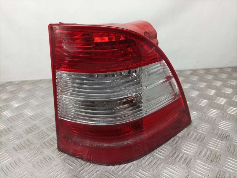 Recambio de piloto trasero derecho para mercedes-benz clase m (w163) 270 cdi (163.113) referencia OEM IAM A1638202064  