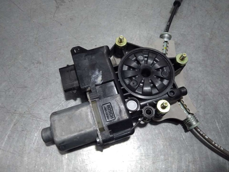 Recambio de elevalunas delantero izquierdo para kia stonic (ybcuv) hybrid referencia OEM IAM 82401H8110  ELECTRICO 6 PINES