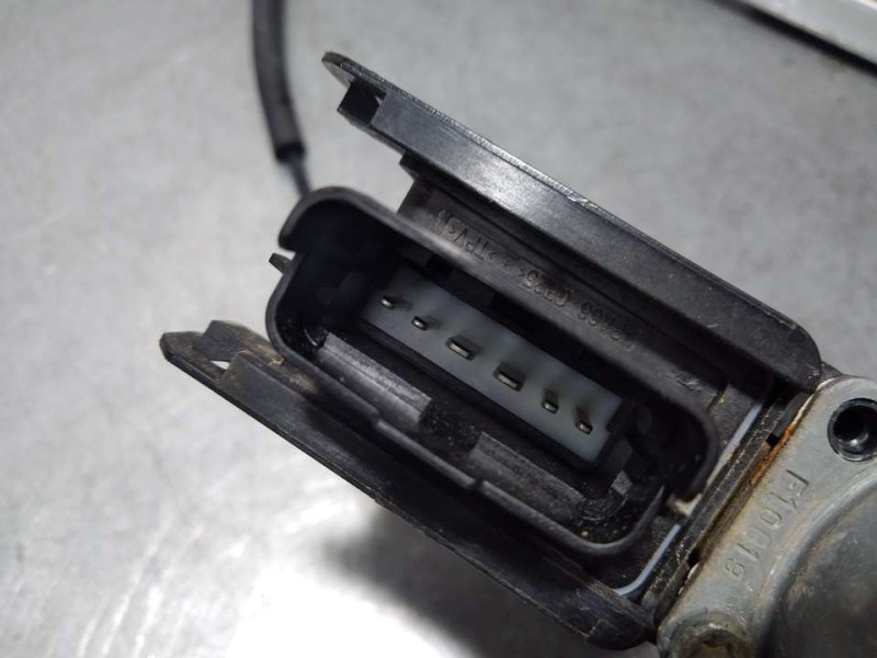 Recambio de elevalunas delantero izquierdo para kia stonic (ybcuv) hybrid referencia OEM IAM 82401H8110  ELECTRICO 6 PINES