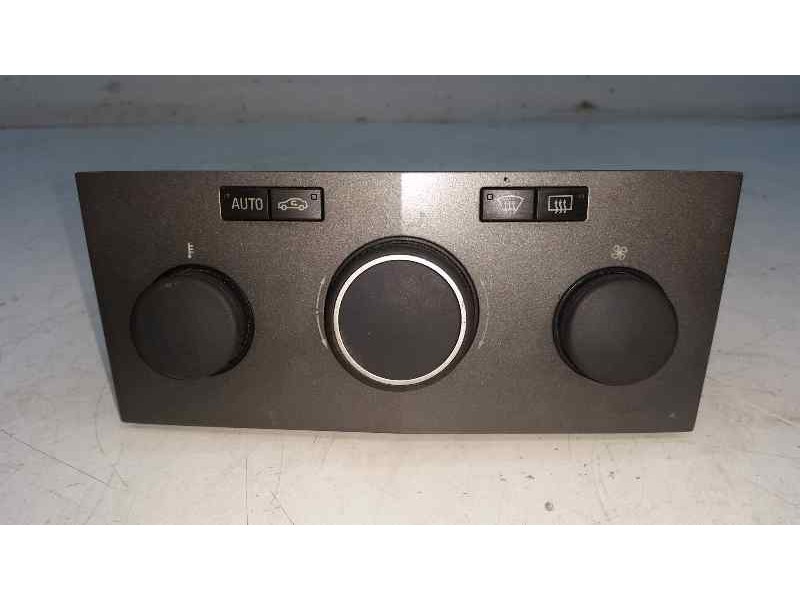 Recambio de mando climatizador para opel astra h berlina cosmo referencia OEM IAM 901512400003 13122963 