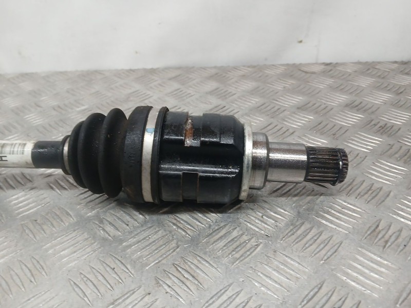 Recambio de transmision delantera izquierda para toyota auris hybrid active referencia OEM IAM 4342002A60C  