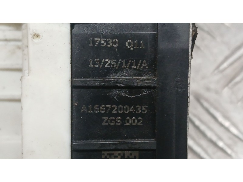 Recambio de cerradura puerta delantera derecha para mercedes-benz cla (w117) cla 200 referencia OEM IAM A1667200435  