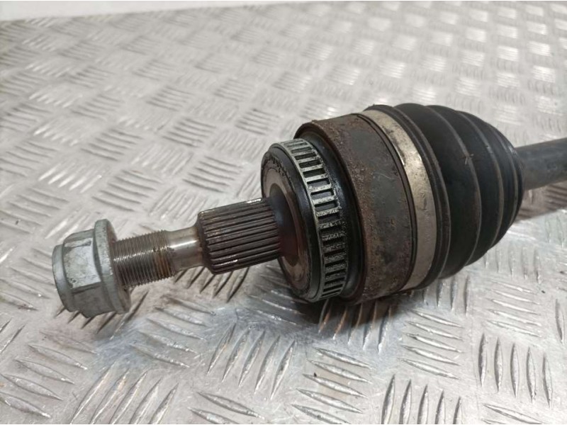 Recambio de transmision delantera izquierda para mercedes-benz clase m (w163) 270 cdi (163.113) referencia OEM IAM A1633300401  