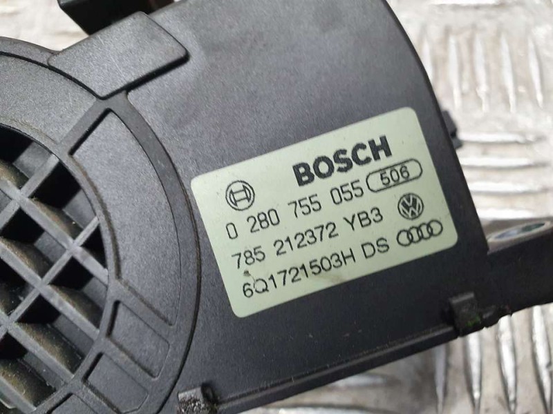 Recambio de potenciometro pedal para volkswagen polo (9n3) advance referencia OEM IAM 6Q1721503H 0280755055 BOSCH