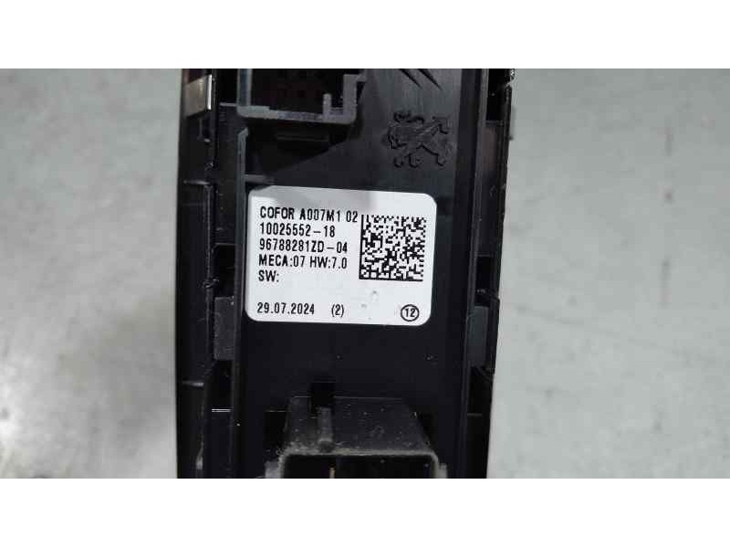 Recambio de mando elevalunas delantero izquierdo para peugeot 208 (p2) active referencia OEM IAM 96788281ZD 96788281ZD C/ MANDO 