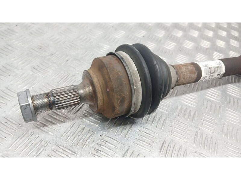 Recambio de transmision delantera izquierda para peugeot 207 premium referencia OEM IAM 9656135180  