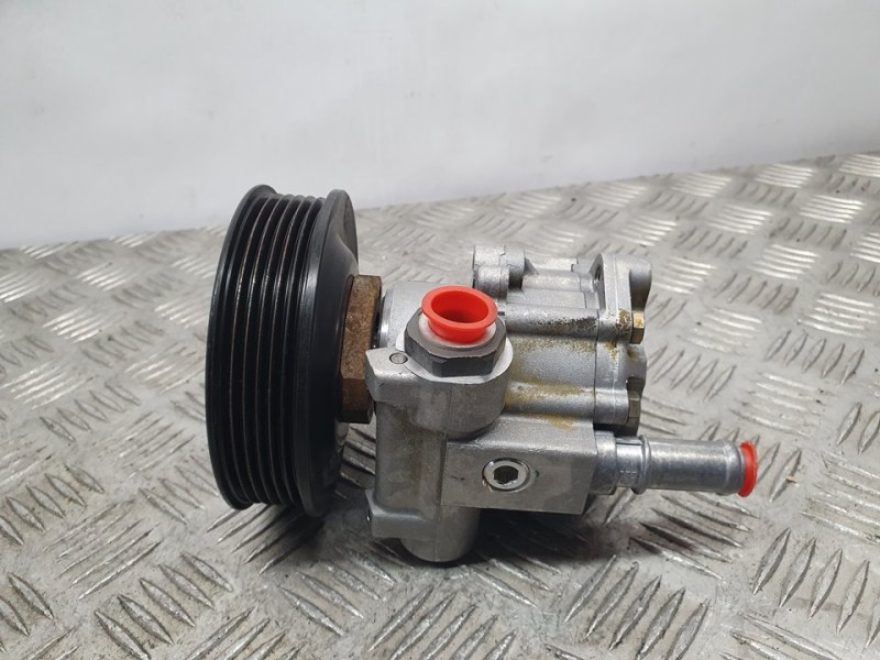 Recambio de bomba direccion para volkswagen polo berlina (6n1) básico referencia OEM IAM SIN REF  