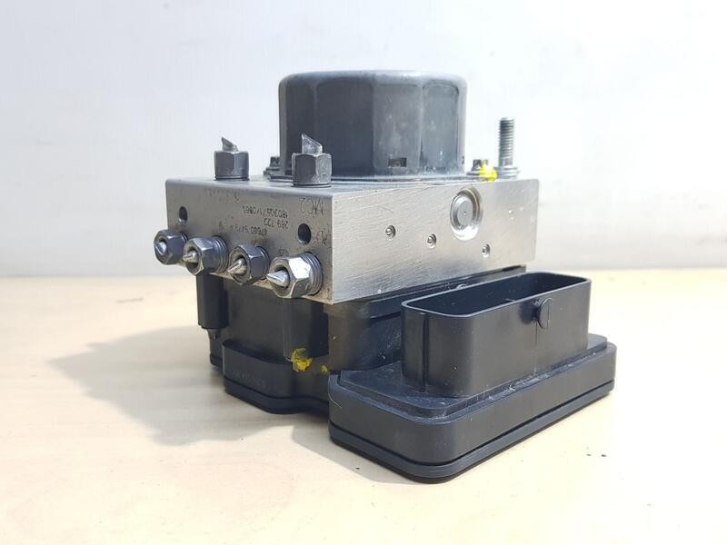 Recambio de abs para renault zoe ze.40 electric intens referencia OEM IAM 476609473R BOSCH 269722