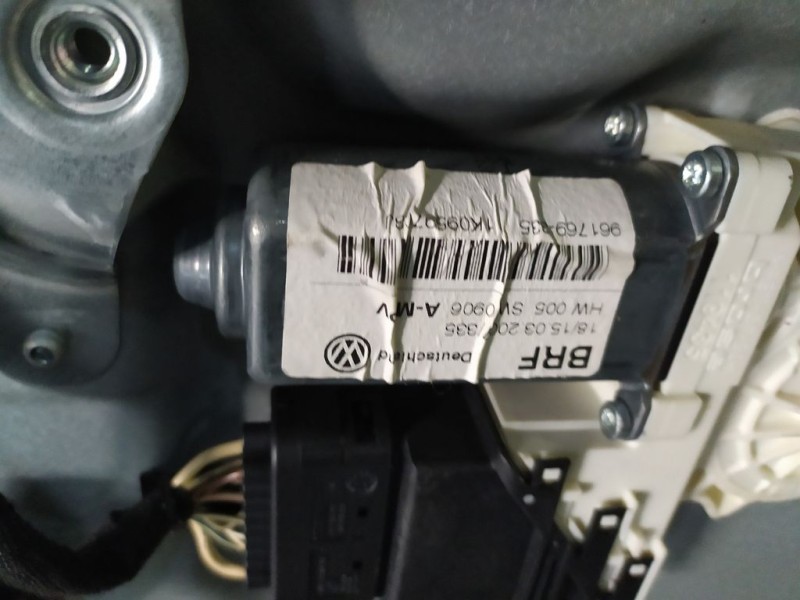 Recambio de elevalunas trasero izquierdo para volkswagen touran (1t2) highline referencia OEM IAM 1K0959708J  ELECTRICO