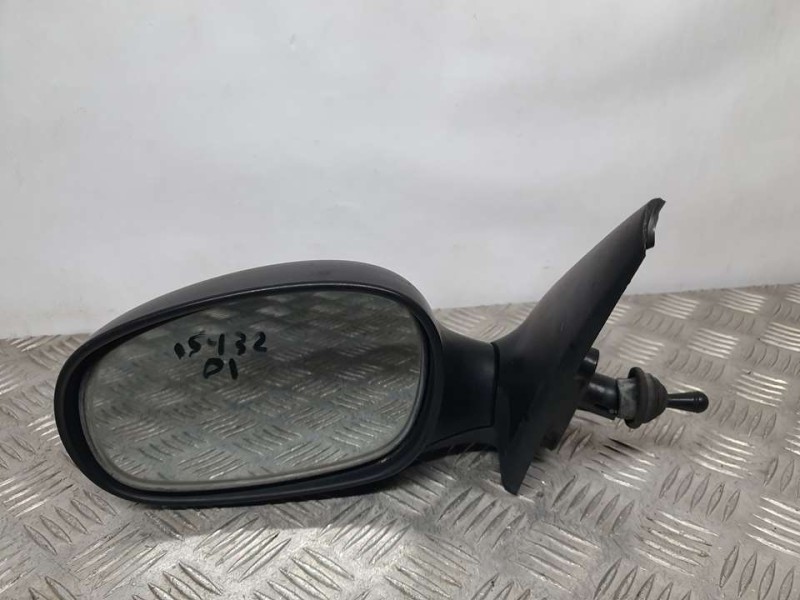 Recambio de retrovisor izquierdo para daewoo lanos s referencia OEM IAM SIN REF  C/ MANDO
