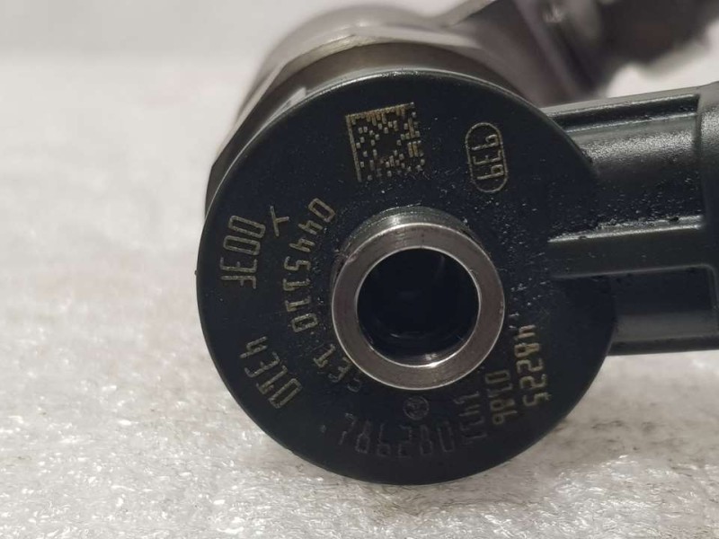 Recambio de inyector para peugeot 206 berlina xs referencia OEM IAM 0445110135  BOSCH