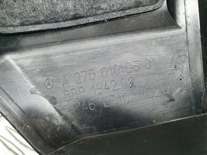 Recambio de tapa motor para mercedes-benz clase b (w246) b 200 be (246.243) referencia OEM IAM A2700109601  