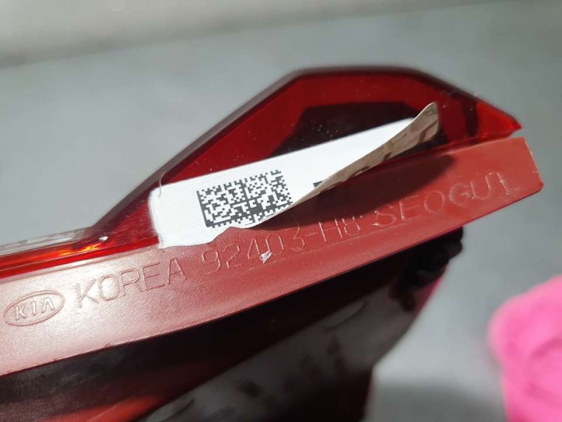 Recambio de piloto trasero izquierdo para kia stonic (ybcuv) hybrid referencia OEM IAM 92403H8400  INTERIOR