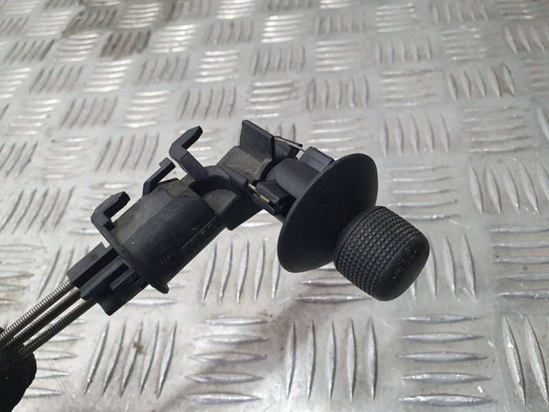 Recambio de retrovisor derecho para volkswagen polo berlina (6n1) básico referencia OEM IAM 6N1857502B  C/M