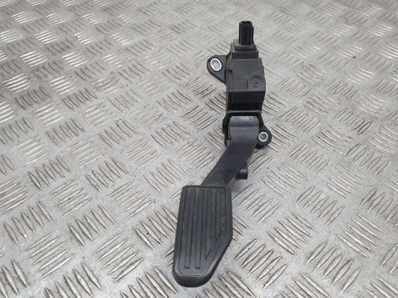 Recambio de potenciometro pedal para toyota yaris hybrid advance referencia OEM IAM 781100D110 21424049599 