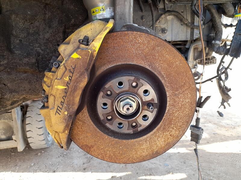 Recambio de mangueta delantera derecha para maserati grecale modena mild hybrid q4 referencia OEM IAM   