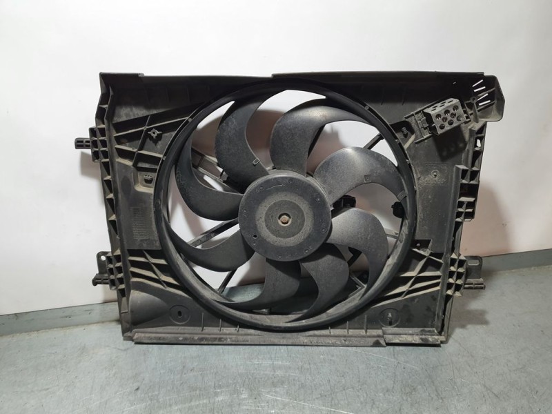 Recambio de electroventilador para dacia dokker ambiance referencia OEM IAM 214818665R  