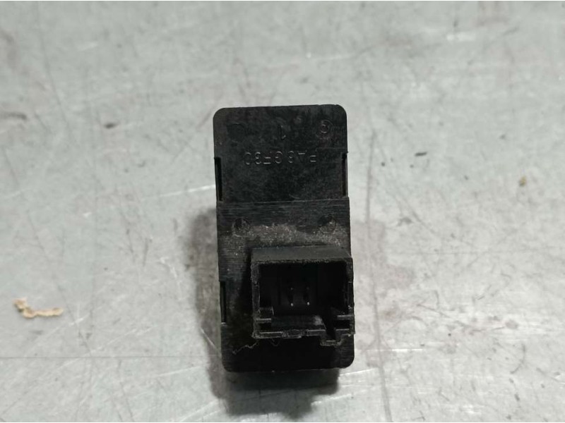 Recambio de mando elevalunas delantero derecho para citroën c6 exclusive referencia OEM IAM 96519386ZD  