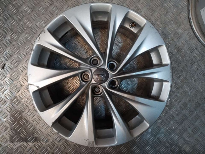 Recambio de juego llantas aluminio para opel astra k sports tourer excellence start/stop referencia OEM IAM 7.5X17 5 TORN ET44 A