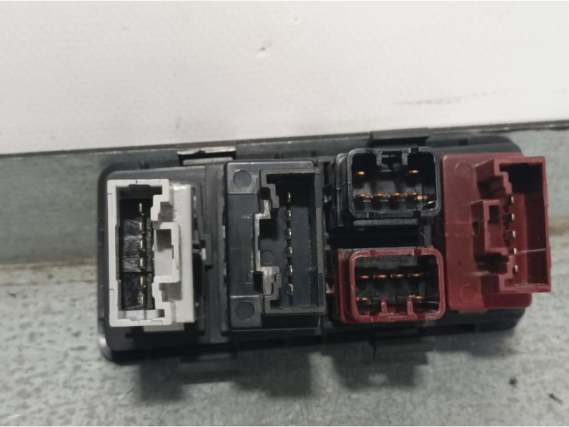 Recambio de mando multifuncion para hyundai ix20 gls comfort referencia OEM IAM   