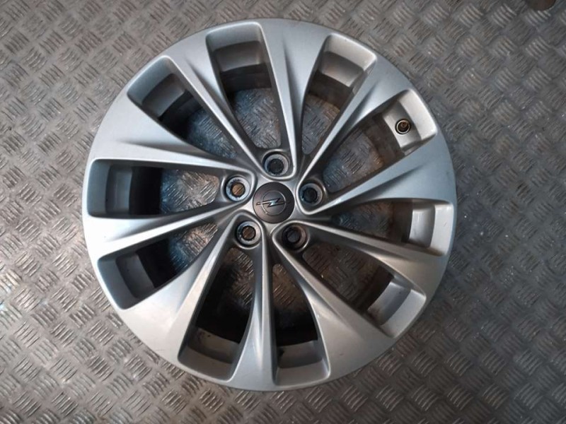 Recambio de juego llantas aluminio para opel astra k sports tourer excellence start/stop referencia OEM IAM 7.5X17 5 TORN ET44 A