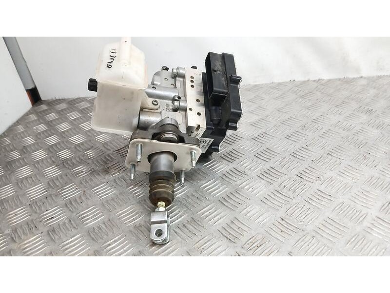 Recambio de abs para kia niro emotion plug-in hybrid referencia OEM IAM 58500G5300 MANDO 