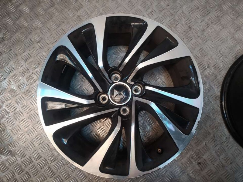 Recambio de juego llantas aluminio para citroën ds4 design referencia OEM IAM 7.5X17 4 TORN ET29 ALUMINIO 