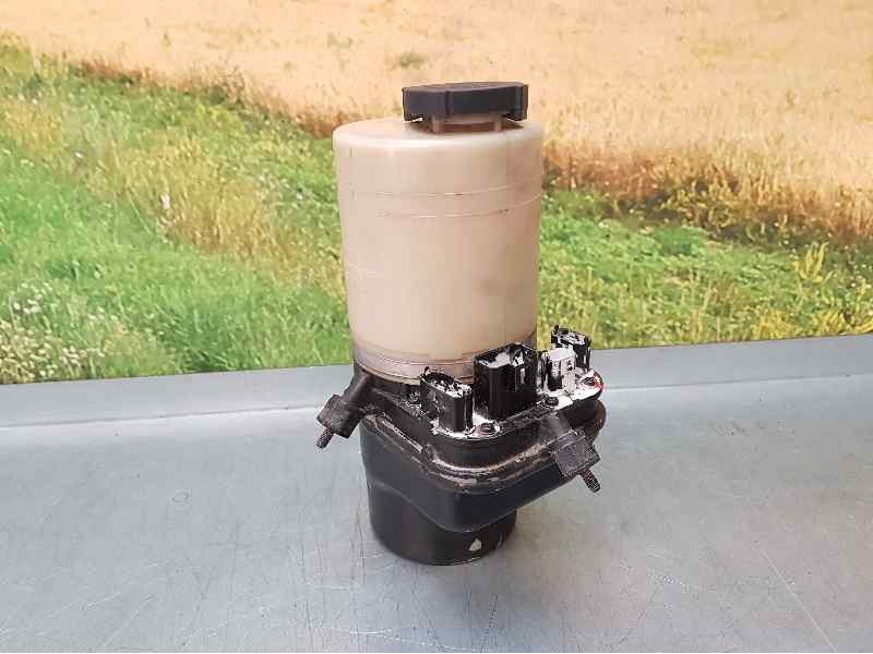 Recambio de bomba direccion electrica para opel vectra c berlina club referencia OEM IAM 195557 04551502 LIZARTE