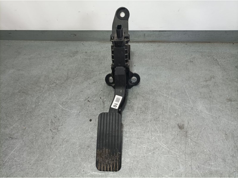 Recambio de potenciometro pedal para kia rio (yb) drive referencia OEM IAM CN04402142  
