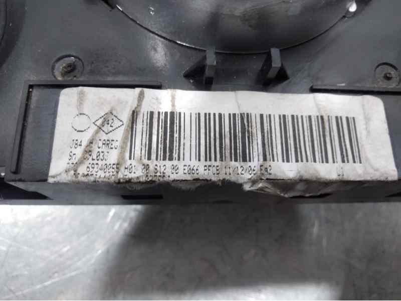 Recambio de mando climatizador para renault scenic ii privilege referencia OEM IAM 7701208975  
