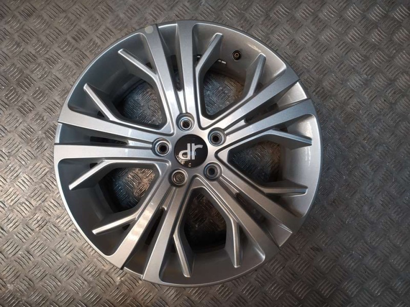 Recambio de llanta para dr 5.0 special referencia OEM IAM 7X17 5 TORN ET45 ALUMINIO 